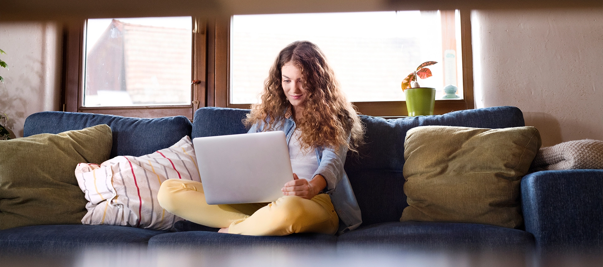 Premium Student Housing Advisory image